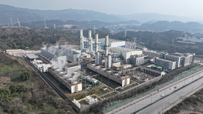 依托富集天然气建设的达州燃气电站，装机规模218万千瓦，是四川最大的燃气电站。达州燃气电站供图