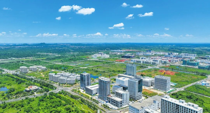 日新月异的海口国家高新区美安生态科技新城。记者 康登淋 摄