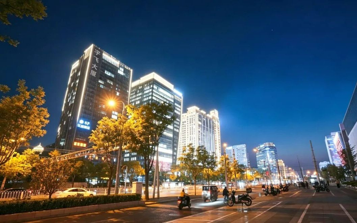 东直门外大街西侧、宇飞大厦以北楼宇。图/东城区城管委