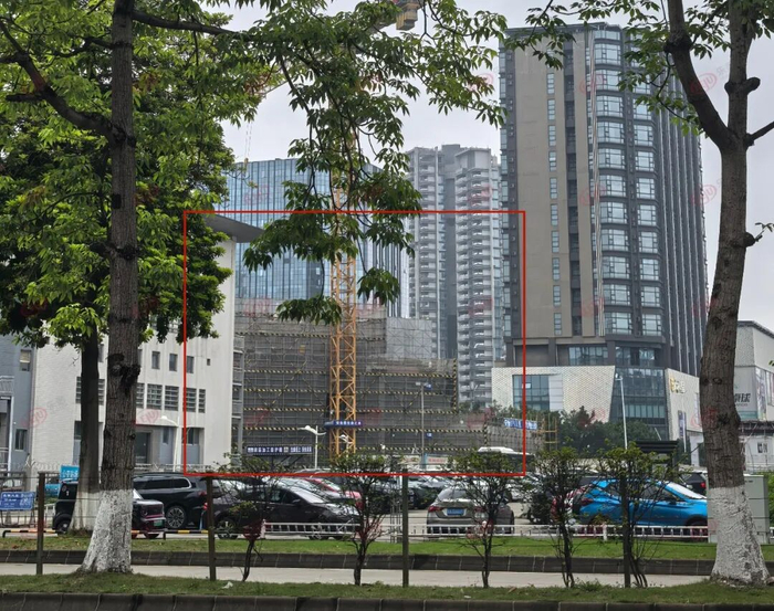 在建中的番禺融媒体地块