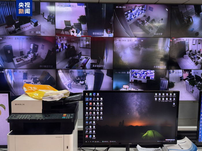 △浏阳市烟花爆竹产业视频监控室（总台中国之声记者管昕摄）