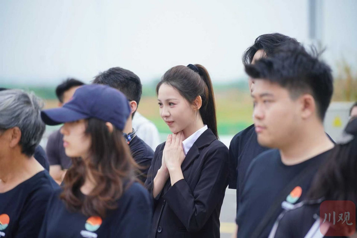 青年演员王雅清。