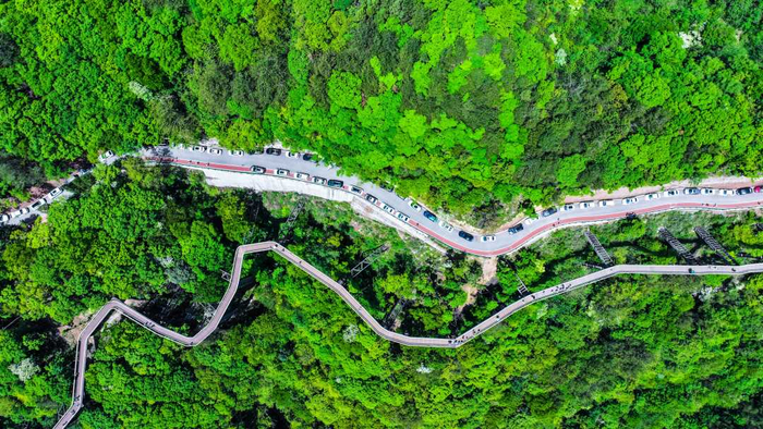 青山绿水成为宣汉发展文旅产业的厚重底色。（张平　摄）