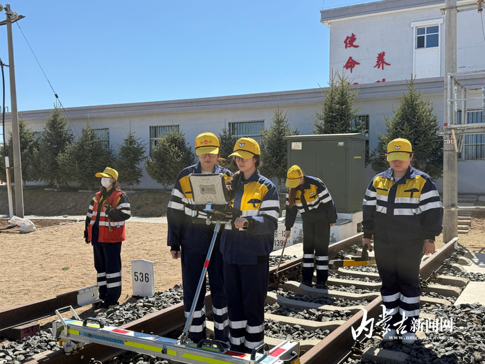 休班时间进行业务学习