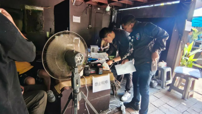 ▲警方在拍摄现场