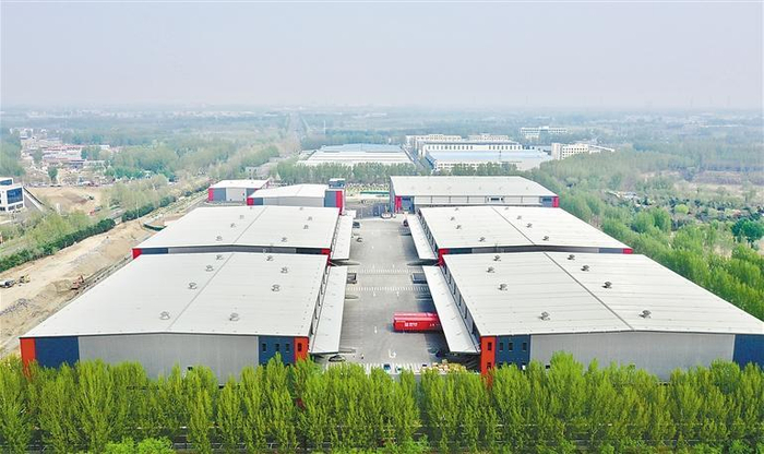     图为三河易阳电商产业园。本报记者 董旭旭 摄