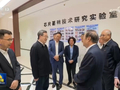 任正非罕见出镜：华为芯片基础技术研究实验室亮相《新闻联播》