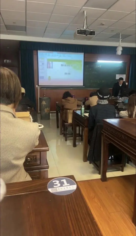 老年大学的课堂。受访者供图