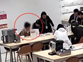 花10万买6台手机，她要干什么？