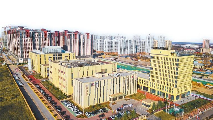     甘肃庆阳东数西算产业园区枢纽资源调度区。 新甘肃·甘肃日报通讯员 陈飞