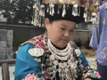 这名卖菜大姐还是苗画高手
