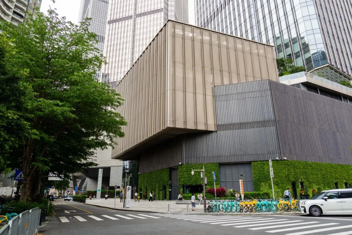 福田区110千伏秋悦变电站，楼上即是平安金融大厦。