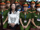 越南前女首富张美兰资产接连被拍卖：两个爱马仕包起拍价超百万，游艇降价后仍流拍