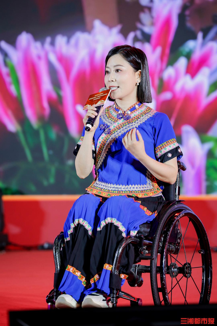 杨淑亭正在分享自己的故事。（通讯员供图）