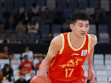 媒体人：孙铭徽虽然没得分 但他此役登场的象征意义大于实战意义