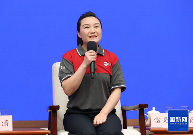 重庆市城口县圆通网点负责人雷亮远。图片来源/国新网