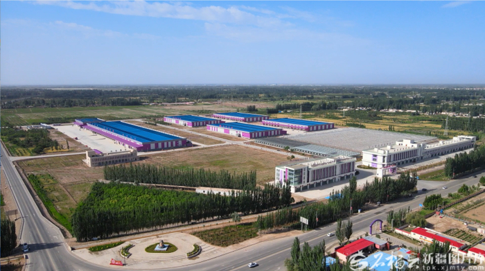 伽师县国家新梅现代农业产业园俯瞰图。伽师县国家新梅现代农业产业园供图