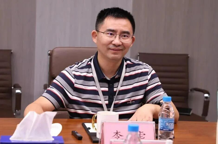 德明利董事长李虎