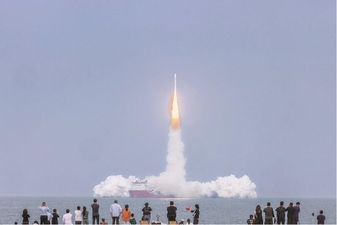 时空道宇星座卫星发射现场；图片来源：人民网