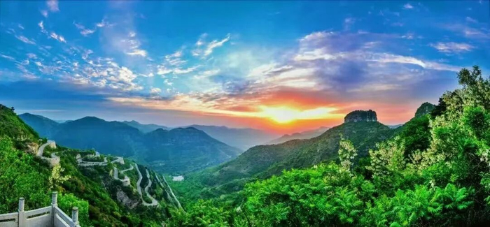 山东省青州市的仰天山国家森林公园