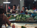 为什么中国的年热气腾腾？
