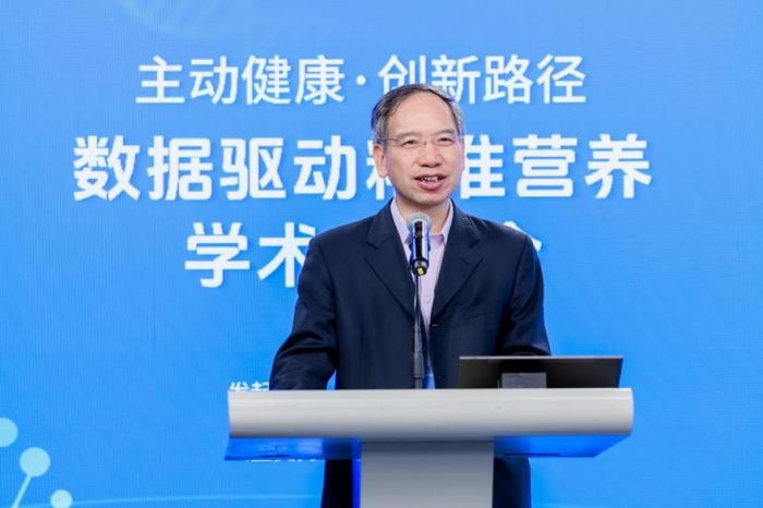 中国疾病预防控制中心营养学首席专家、中国营养学会党委书记丁钢强。主办方供图