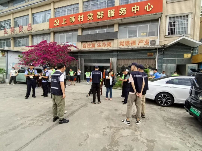 5月18日早晨，广东省地震局现场工作队到达广西柳州。广东省地震局供图