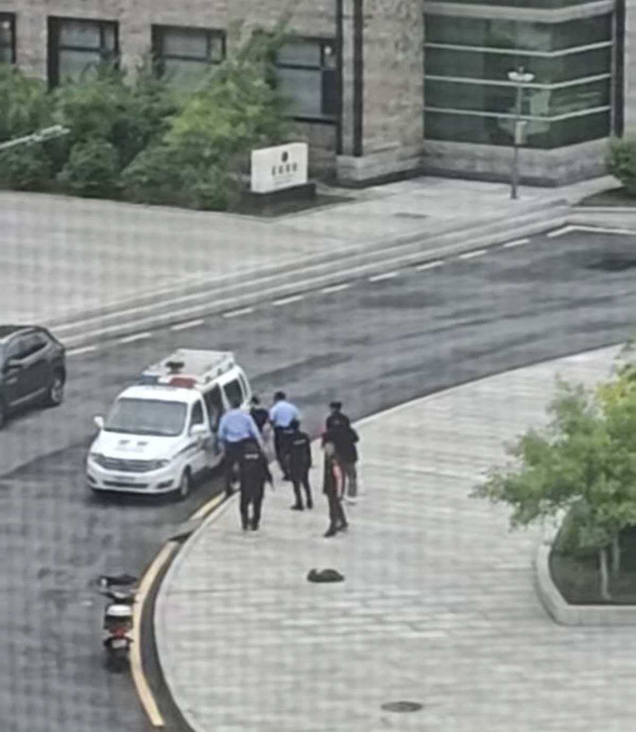 来源：网友拍摄视频截图