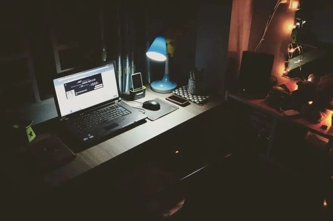 他又踏上了科研路。（图/unsplash）