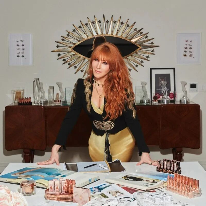 网红彩妆Charlotte Tilbury同名创始人。