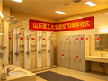 大学建校70周年放大招 免费邀校友洗澡引热议 网友：乐见跟昔日校友坦诚相见