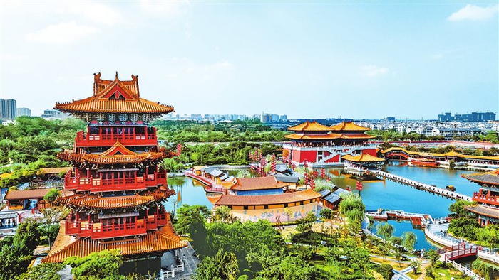 航拍清明上河园。清明上河园供图