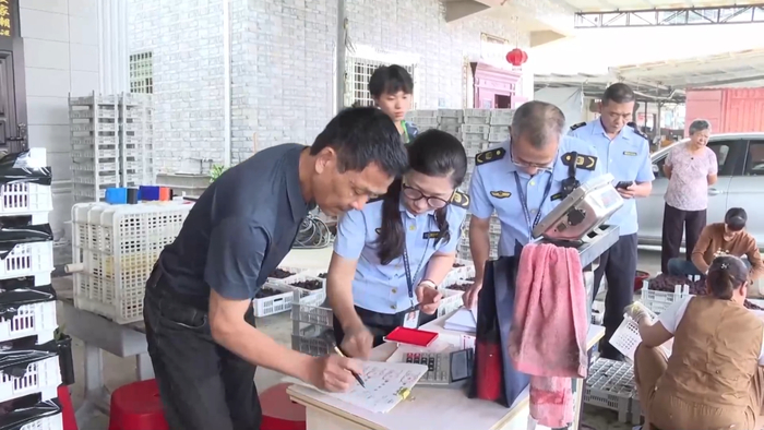 图片来源：新华社