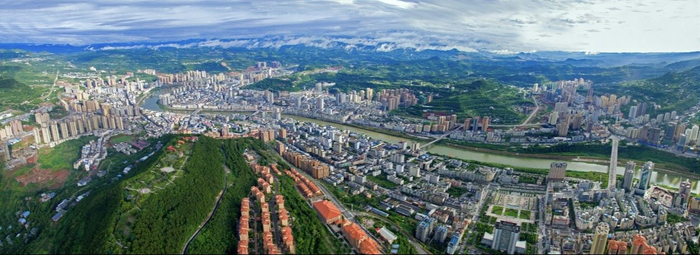 航拍巴中城区。 巴中市委宣传部供图
