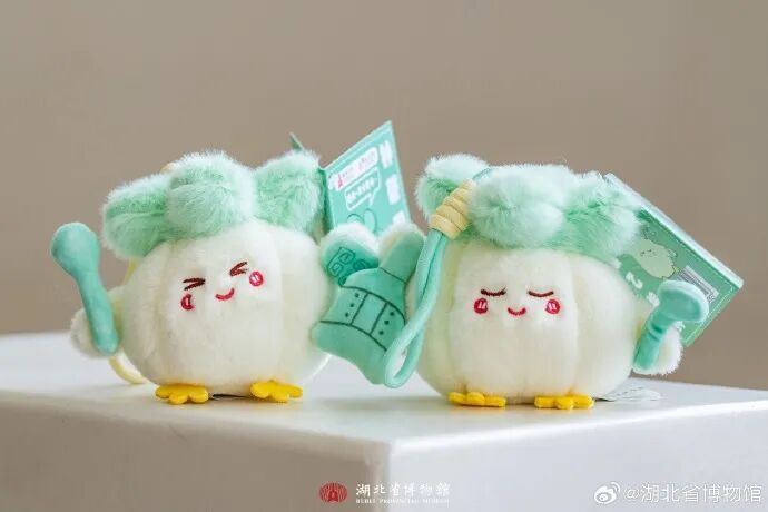 蒜鸟文创产品 来源：湖北省博物馆微博