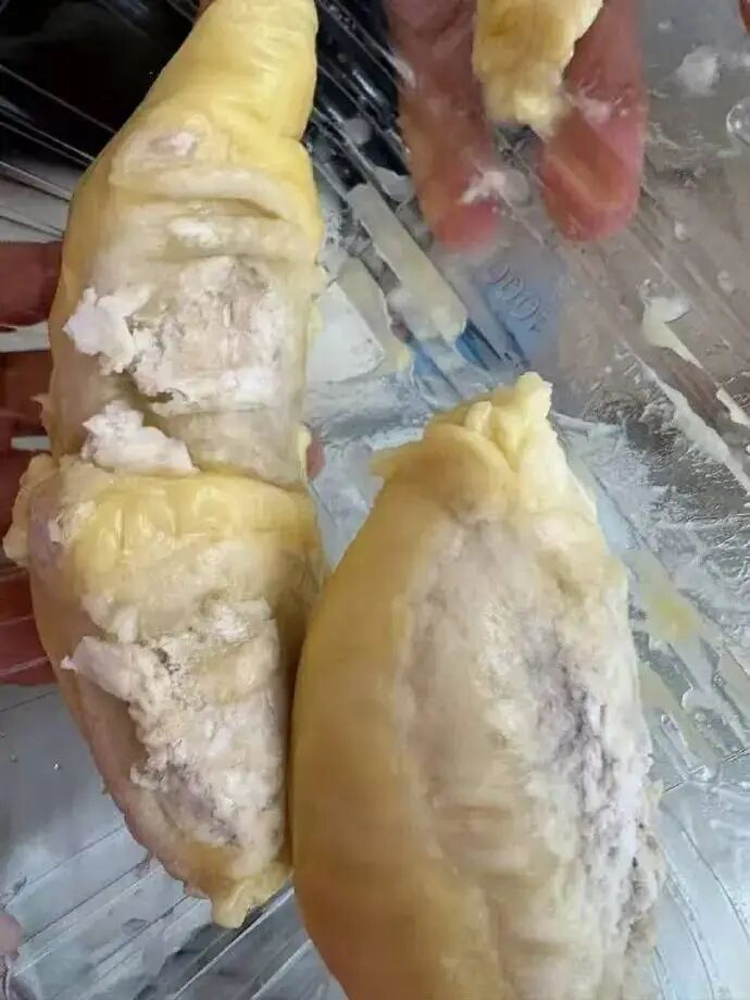 顾客要求退货的榴莲