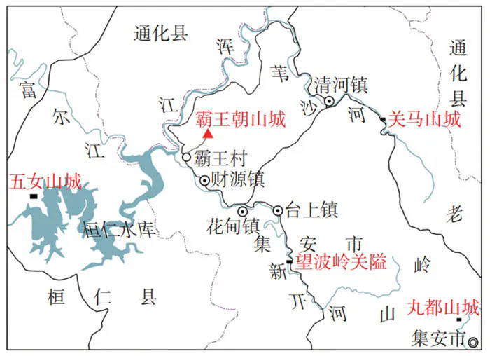 　　山城位置示意图（图片来源：《吉林集安市霸王朝山城2015～2016年发掘简报》）