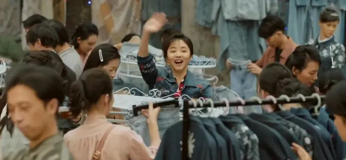 成衣店兴起后，找裁缝做衣服的人越来越少了。（图/《我的山与海》）