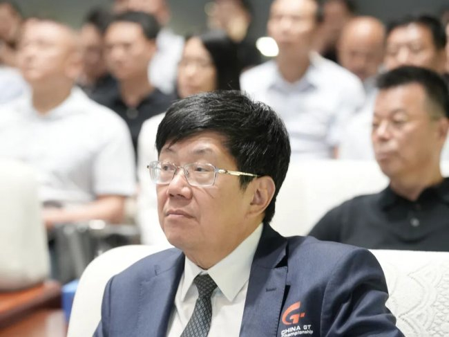 叶明钦