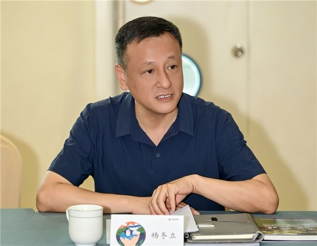 图：房山区政协党组副书记、副主席杨冬立