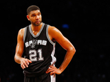 NBA历史单个总决赛系列赛盖帽榜：邓肯32帽第一  尤因30帽第二