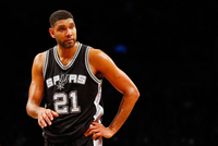 NBA历史单个总决赛系列赛盖帽榜：邓肯32帽第一  尤因30帽第二