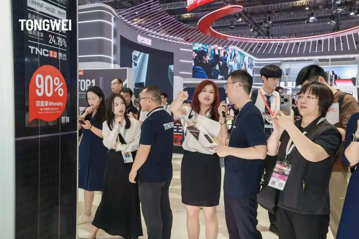 万万没想到！主打TOPCon的通威股份，竟已是异质结领域的冠军了！|光伏相关基金|电池相关基金|组件|光伏|电池_手机新浪网