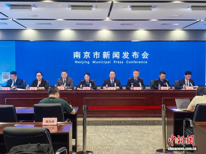 图为新闻发布会现场。常慕城摄