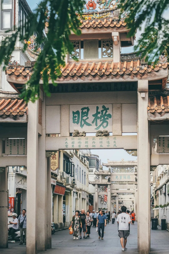 潮州牌坊街，多数牌坊都与科举有着很深的渊源。