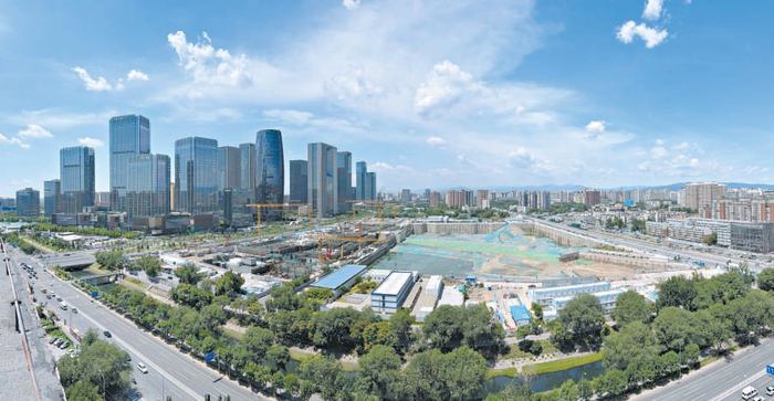 日 前,丽泽国际金融城基坑支护完工。本报记者 刘平摄