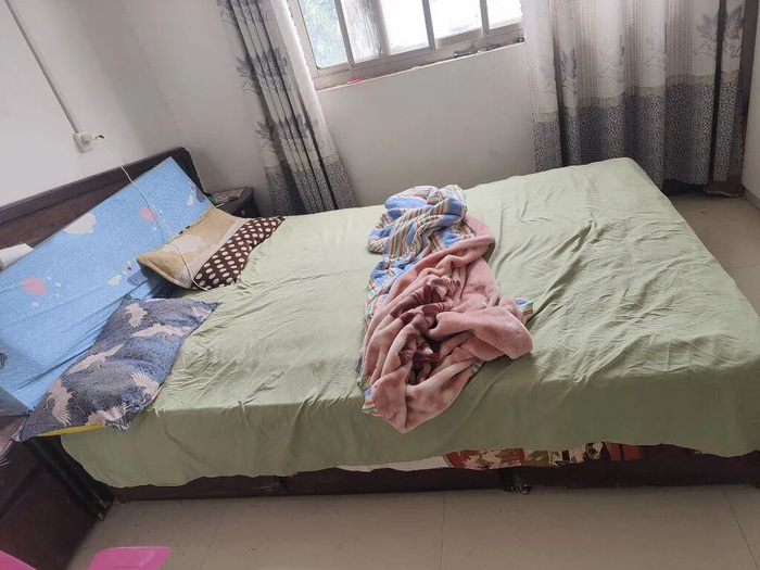 苏浩父母的空房间