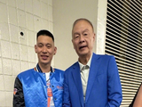 林书豪晒照：很荣幸可以回来纽约尼克斯！Let's go Knicks！