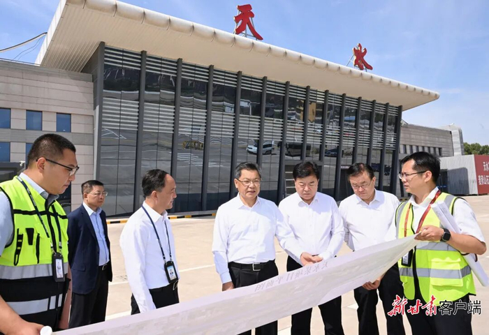 6月10日，省委副书记、省长任振鹤在天水市调研。新甘肃·甘肃日报记者　盛学卿