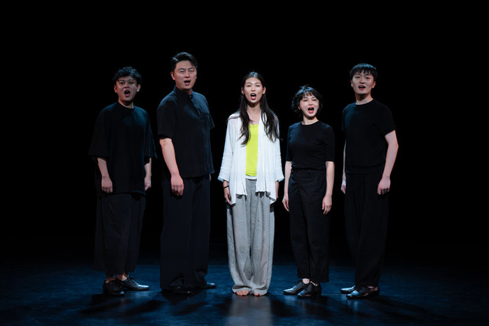 《未完待续》像一台摄像机，映照着也记录着演员的成长。  摄影：王小京